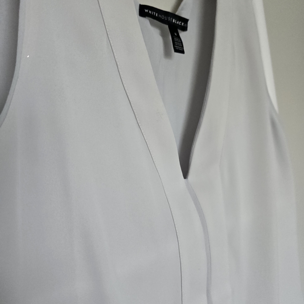 White House Black Market Light Gray Sleeveless Blouse - Picture 7 of 7